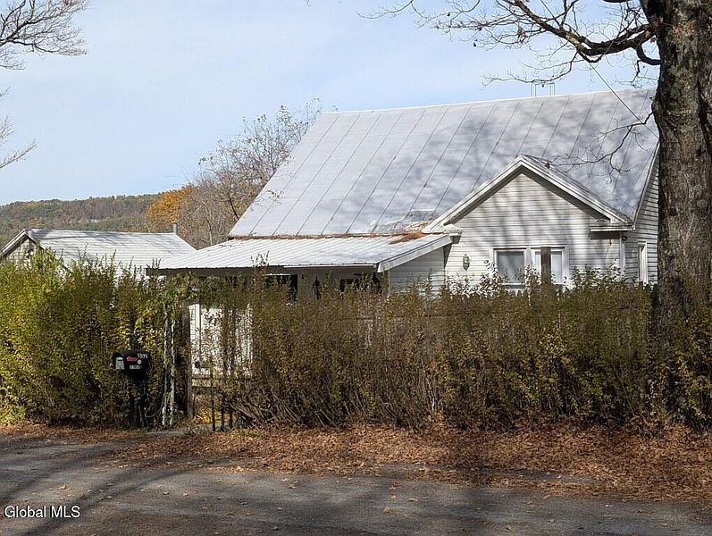 2nd image of 357 Murphy Road