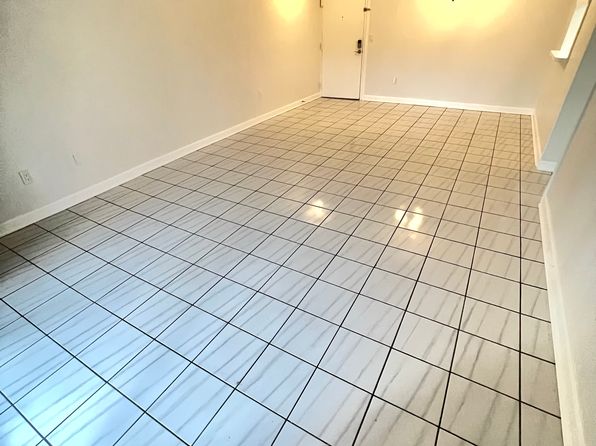 13700 SW 62nd St APT 113