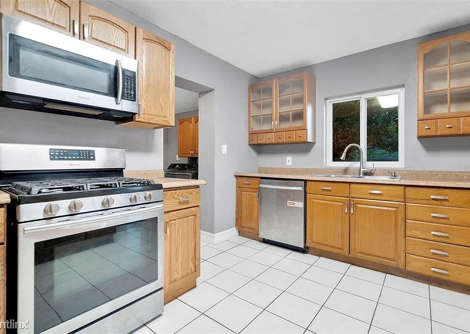 1st image of 2574R 58th Ave N
