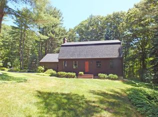 18 Hitchin Post Rd, Chelmsford, MA 01824