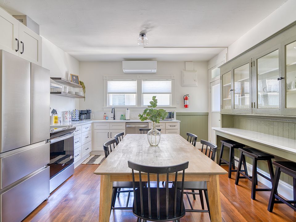 1st image of 1036 SE 12th Ave #1032