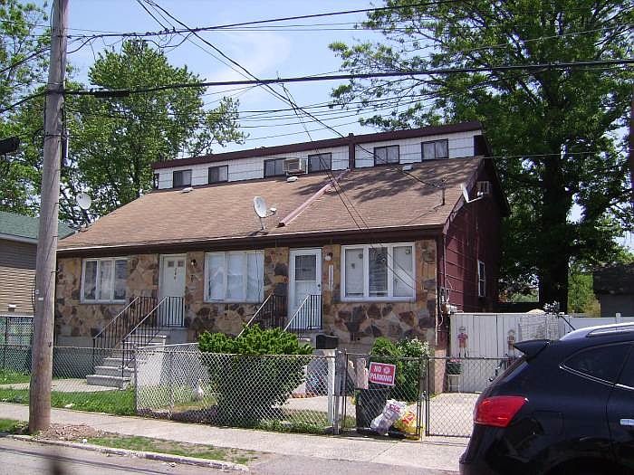 2nd image of 266 Colony Ave #3