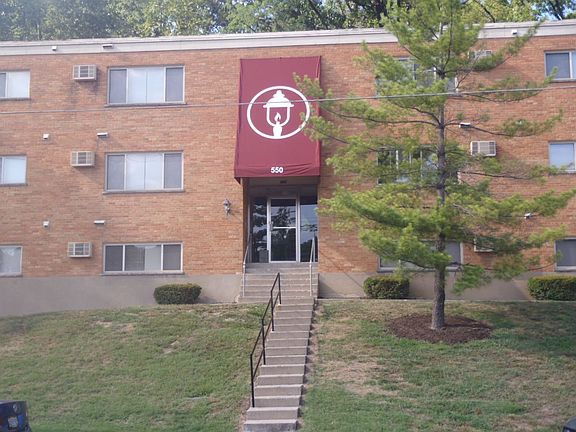 3rd image of 550 Lowell Ave APT 2