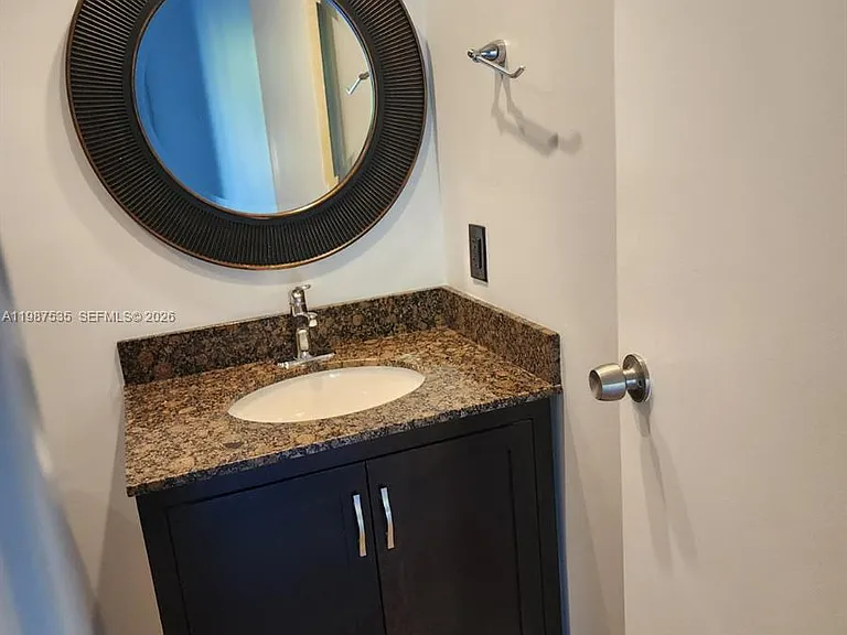 537 N University Dr #71 — Photo 34