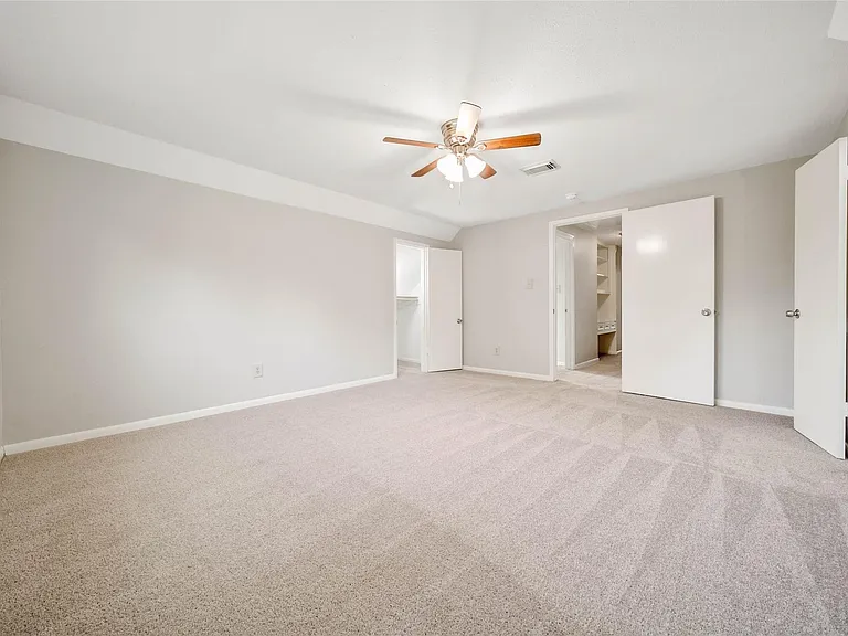 14719 Cedar Point Dr — Photo 34