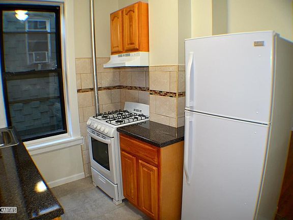 2nd image of 3611 28th Ave APT 8