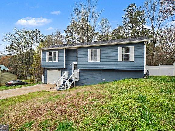 3rd image of 188 Pilgrim Ln