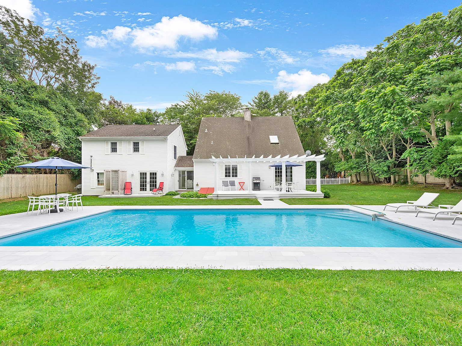 Elegant East Hampton — Photo 3