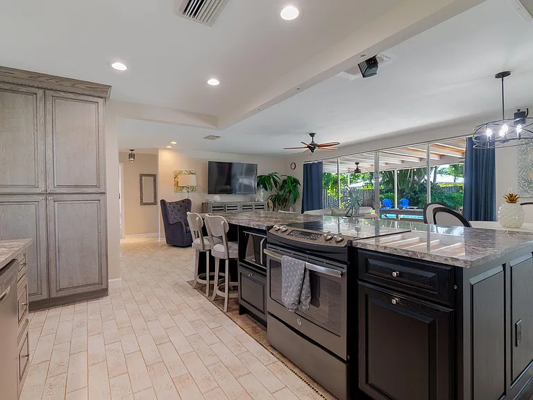 4370 Flax Ct — Photo 12