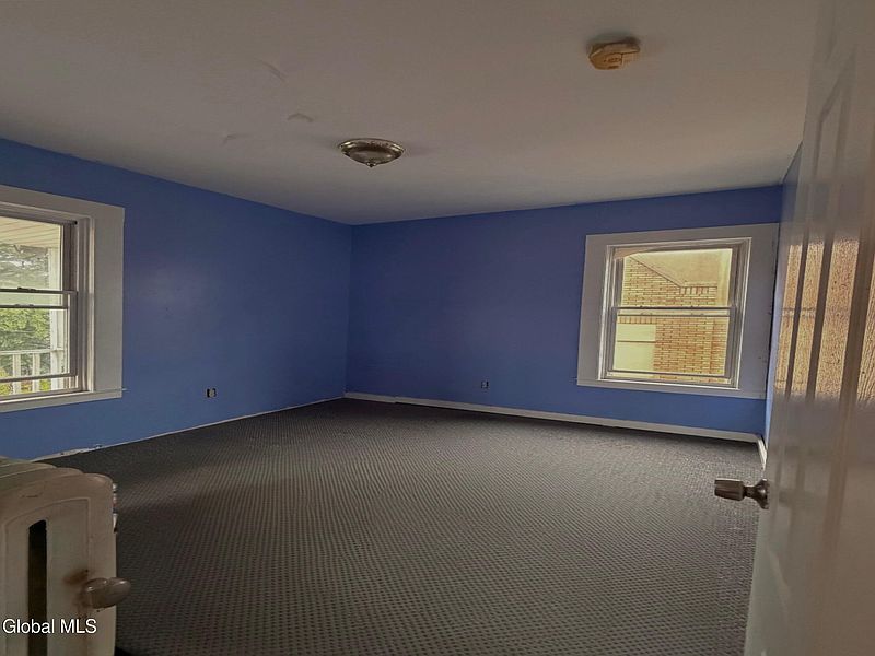 3rd image of 1405 Union Street