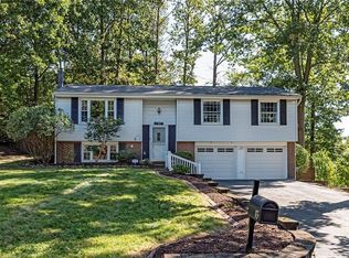 125 Tory Rd, Coraopolis, PA 15108