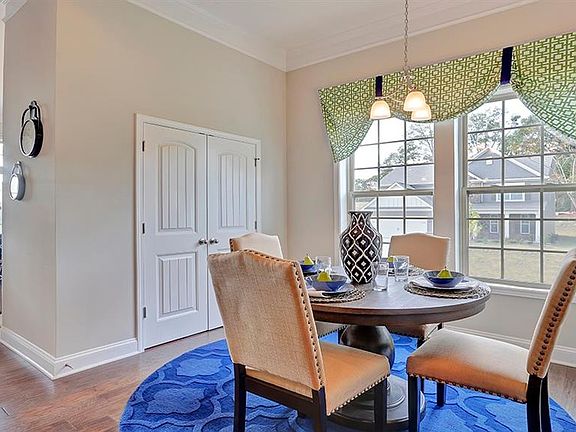 5th image of 125 Margo Ln #35