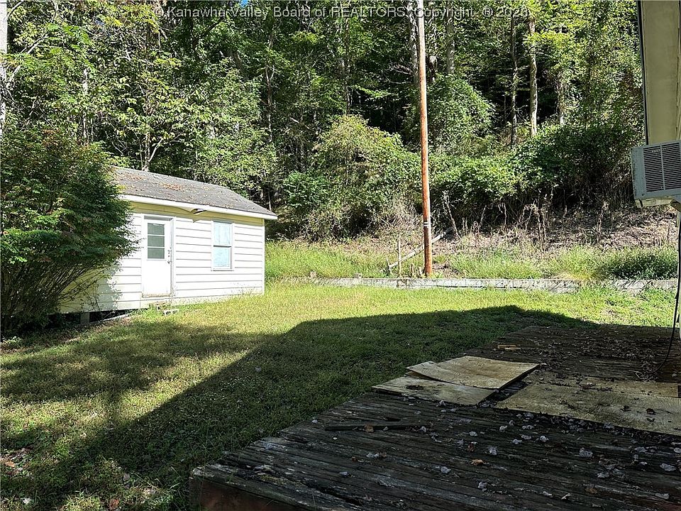 125 E Fork Rd, Harts, WV 25524 Zillow