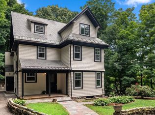 136 Academy Hill Rd FLOOR 1, Brighton, MA 02135