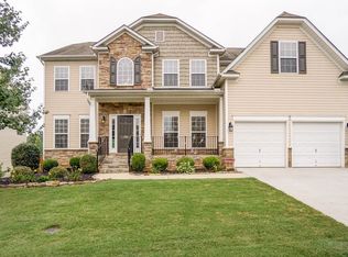 104 Creek Shoals Dr, Simpsonville, SC 29681