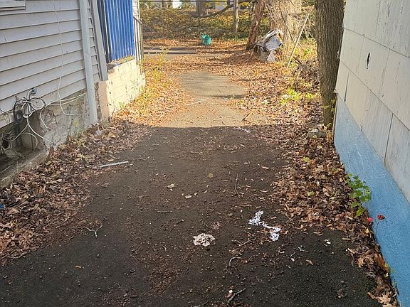 3rd image of 773 Dixwell Avenue