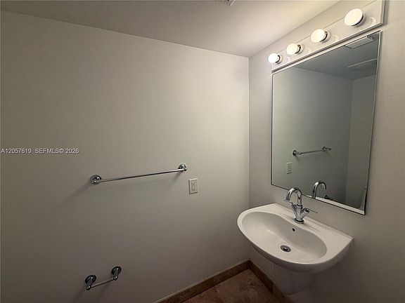 5th image of 41 SE 5th St APT 404