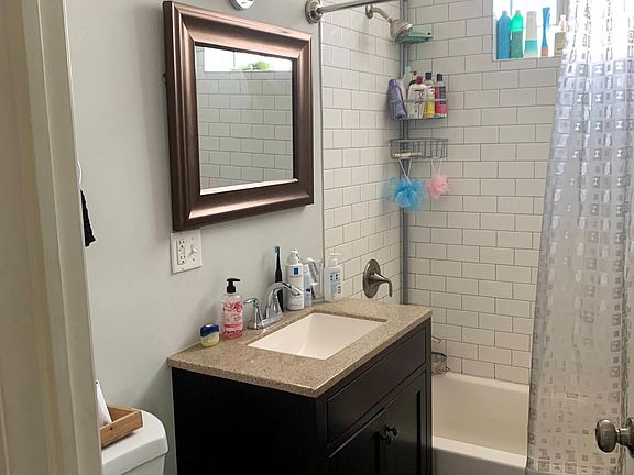 5th image of 1623 N Talman Ave APT 2R