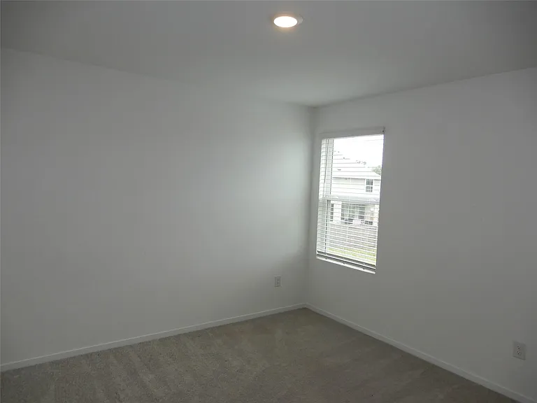 21102 Trivento Dr — Photo 11