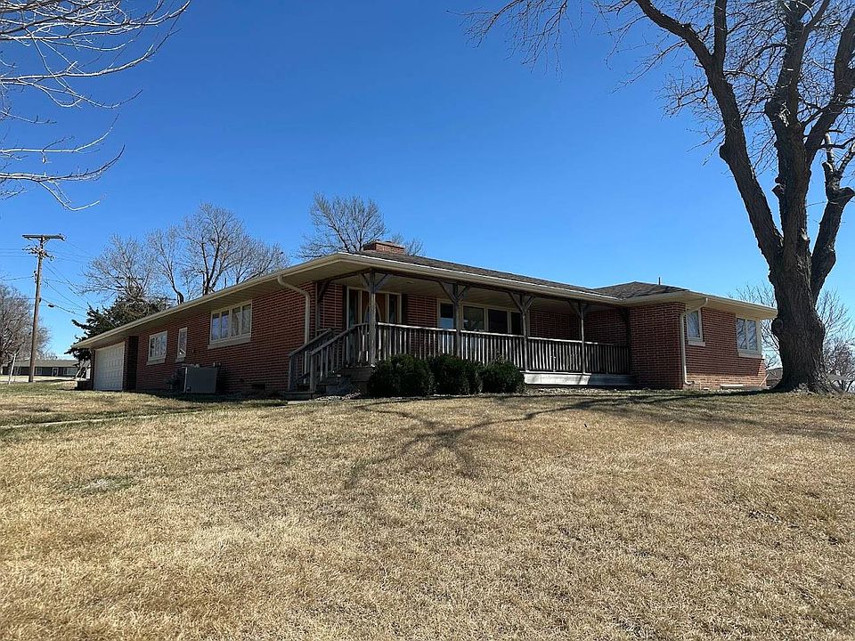 1st image of 708 Sunset Dr