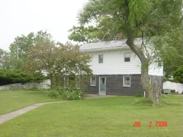 1971 Case Dr, Union City, MI 49094