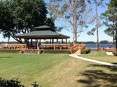 1st image of 24 Meadowlake Cir N