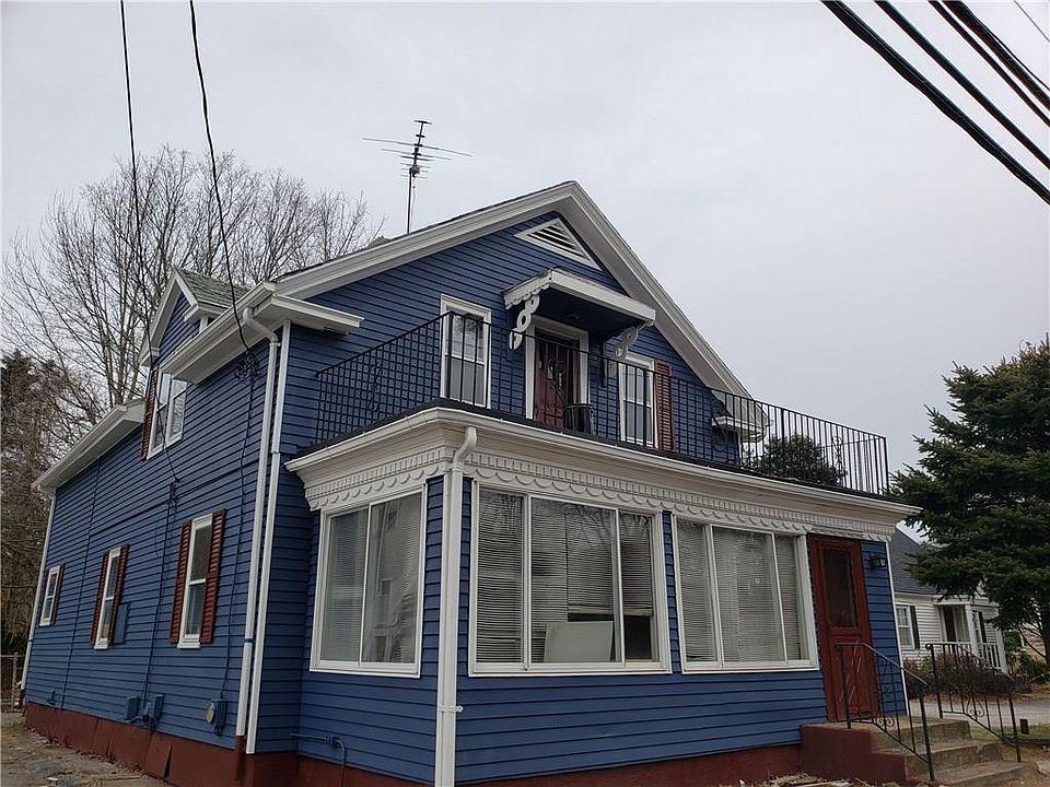 2nd image of 2309 Hartford Ave