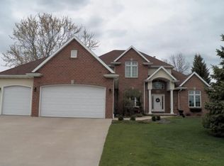 1840 E Orchard Blossom Dr, Appleton, WI 54915