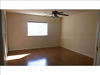 5th image of 576 Eden Dr