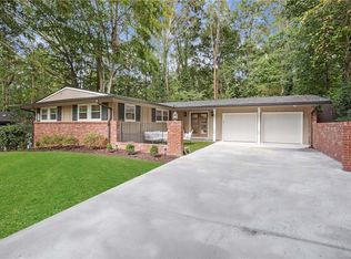 1572 Bubbling Creek Rd, Atlanta, GA 30319