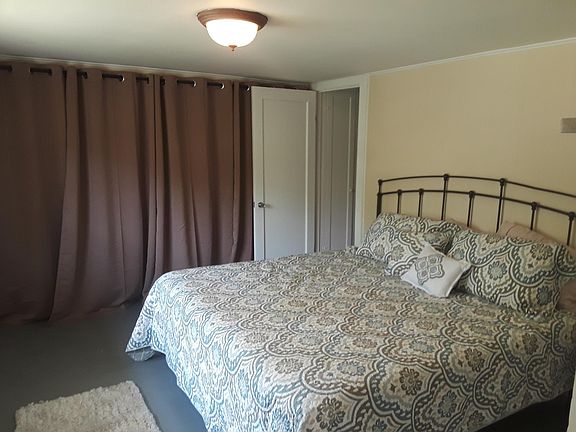 bedroom large enough to fit king size bed