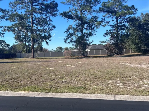 5666 NE 62nd Court Rd #6, Silver Springs, FL 34488