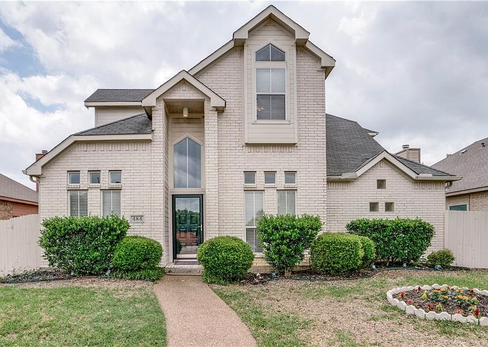 1st image of 484 Valley View Dr