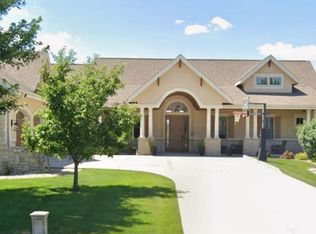 1612 Bellewood Dr, Waunakee, WI 53597