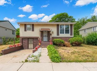 13140 S Saint Lawrence Ave, Chicago, IL 60827