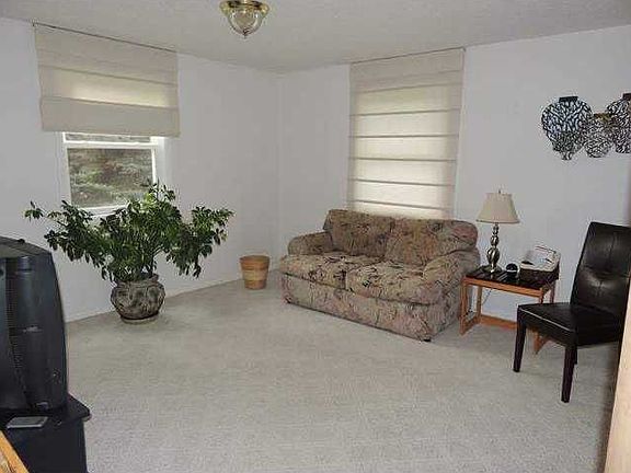 5th image of 1201 E Cooper Dr