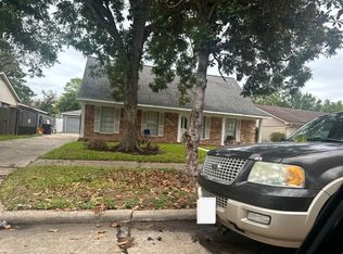 12618 Huntington Field Dr, Houston, TX 77099