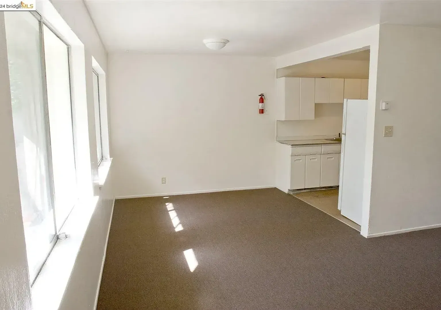 2811 NICOL — Photo 3