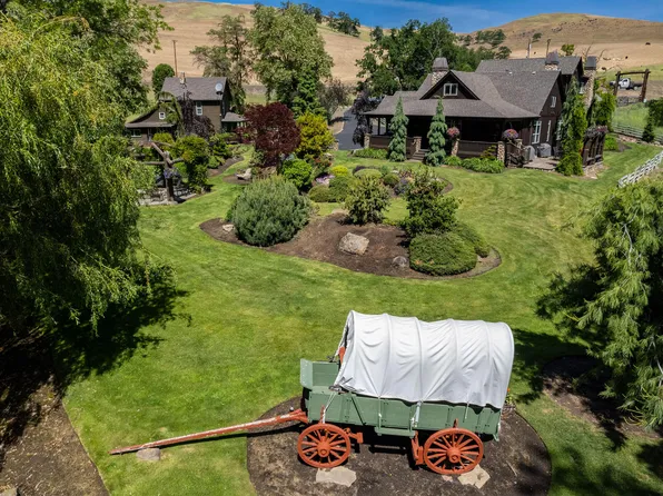 6100 Eightmile Rd, Dufur, OR 97021