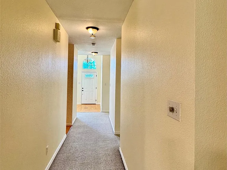 644 Forest Hill Dr — Photo 10