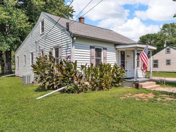 3714 NE Seward Ave, Topeka, KS 66616