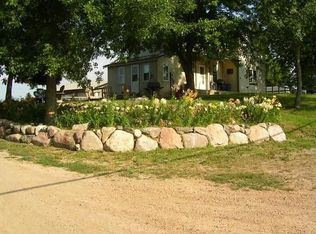 14325 River Crest Dr, Rogers, MN 55374