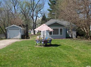 2415 N Elmwood Ave, Peoria, IL