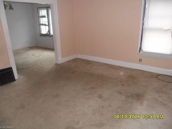 2nd image of 165 Maywood Dr
