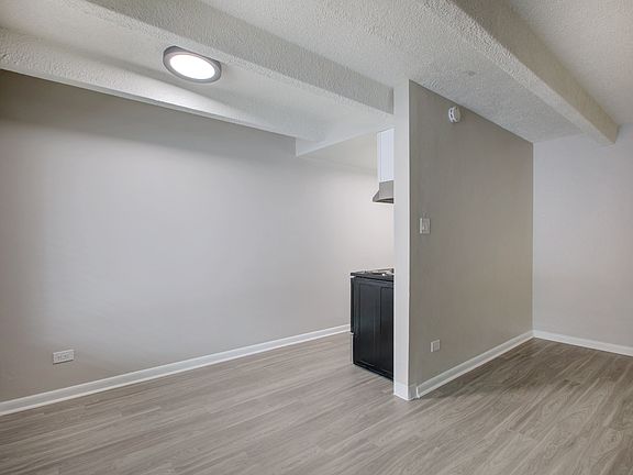 3rd image of 237 N Pearl St #257-303