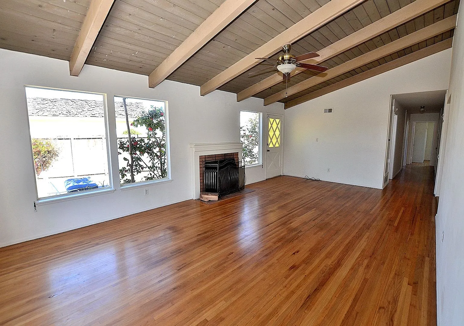Single level Home — Photo 2