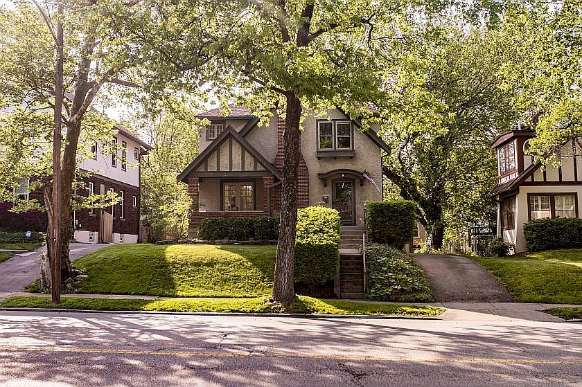 1st image of 3616 Erie Ave