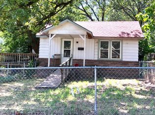 706 N Grant Ave W, Sand Springs, OK 74063