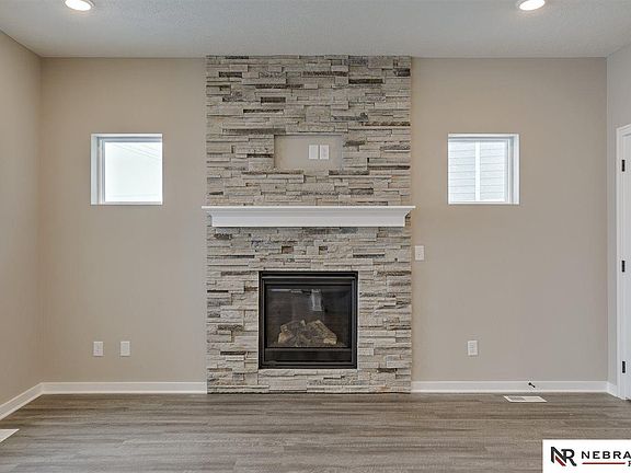 5th image of 4514 Leawood Dr