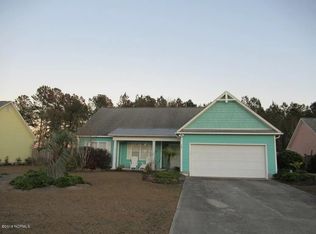 105 S Palm Dr, Winnabow, NC 28479